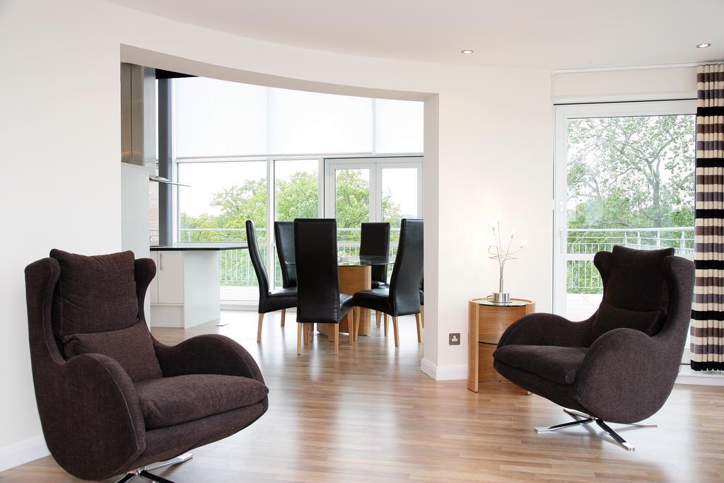 Kepplestone Manor Apartment Aberdeen Bagian luar foto